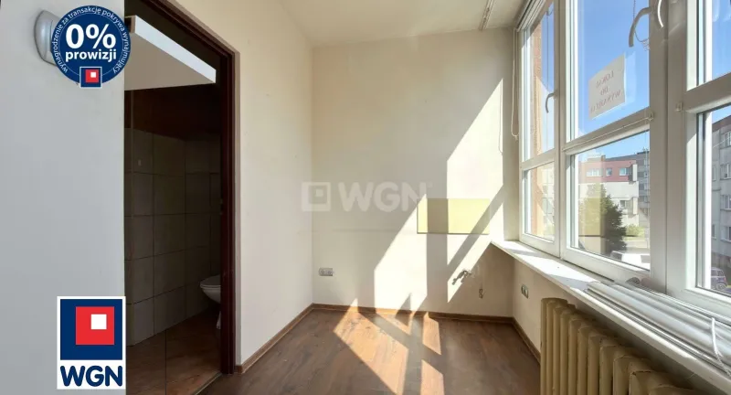 Lokal usługowy na  wynajem Łaziska Górne - Lokal użytkowy 47,40 m2 na wynajem - Łaziska Górne, ul. Mickiewicza 2A.